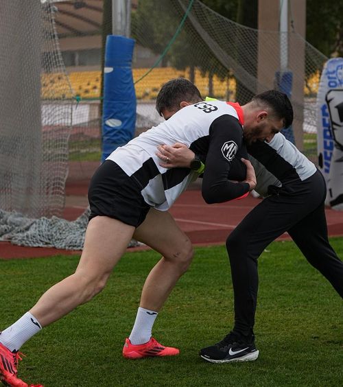 Mihai Popescu, revenire incredibilă!  GOLAZO.ro l-a văzut azi pe stoperul FCSB antrenându-se în Antalya.   Când ar putea reveni pe teren