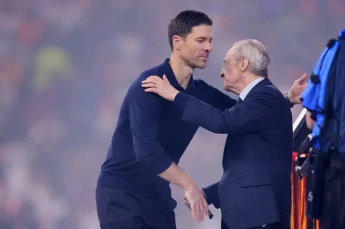 Xabi Alonso la Real Madrid FOTO Imago