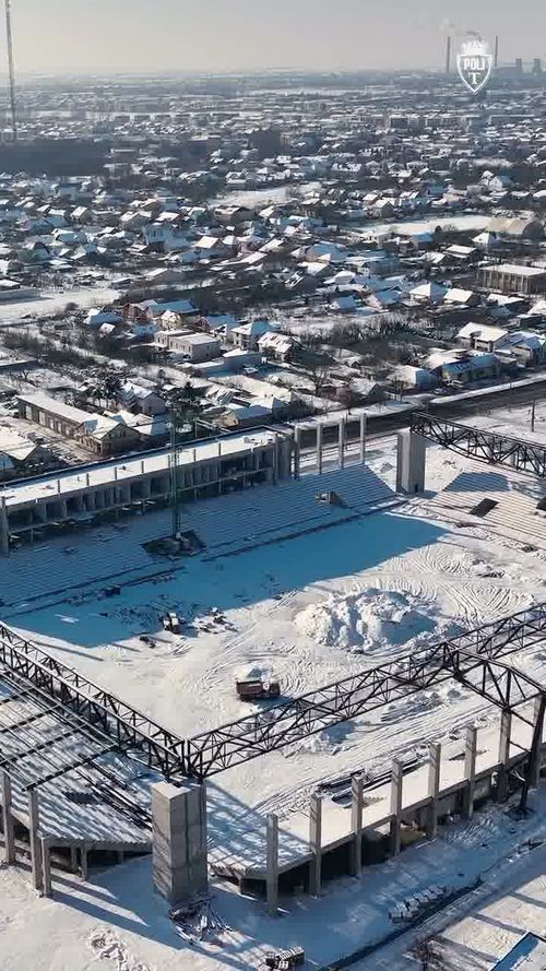 Stadionul „Eroii Timișoarei”, acoperit de zăpadă. Foto: Captură Instagram, @politehnicatimisoara