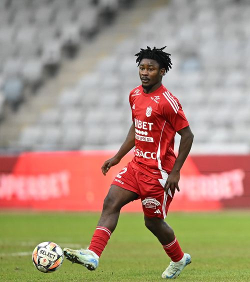 „E bolnav încontinuu”      FC Botoșani  se desparte de un titular: „Nu are unde juca”