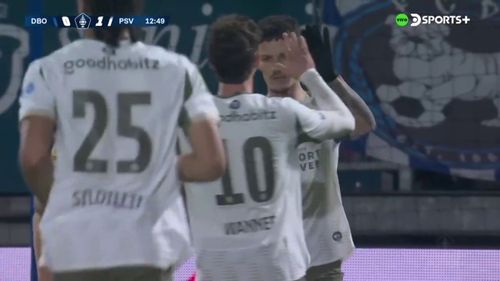 Dennis Man, gol în Den Bosch - PSV. Captură DSports+ (18).jpg