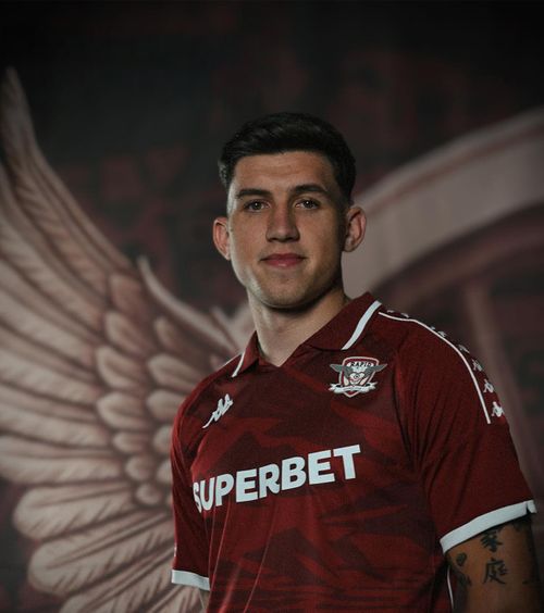 Robert Sălceanu a semnat cu Rapid    Prima reacție  a jucătorului transferat de la Petrolul: „Este un vis! Cel mai frumos cadou”