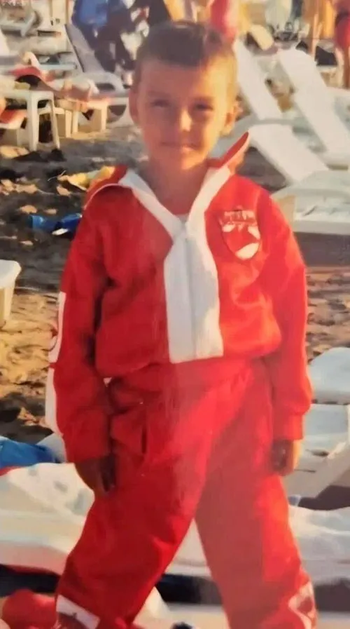 „Nu-l dezamăgi pe acel micuț”   Imaginea postată de Cătălin Cîrjan i-a activat pe dinamoviști:   „Dă-le peste nas tuturor!”