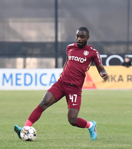 De la Rapid la CFR Cluj?  Fundașul ar fi al 6-lea jucător care   părăsește echipa din Grant