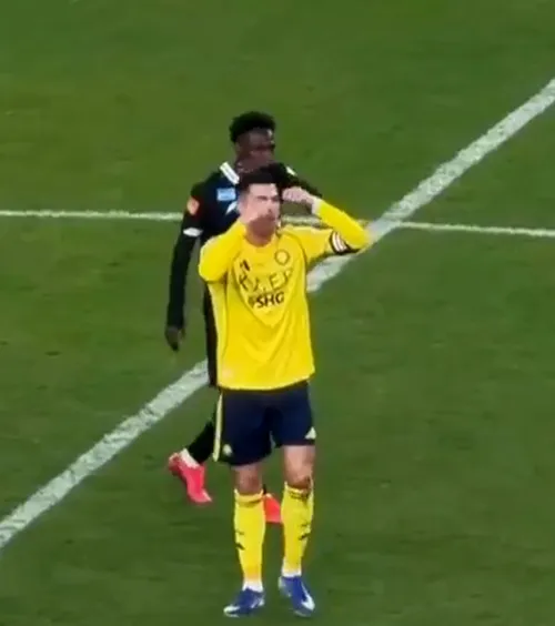Cristiano Ronaldo, gest șocant    VIDEO.    L-a lovit pe portarul advers,  după ce echipa sa a marcat: „E un copil de 40 de ani” » Ce s-a întâmplat apoi