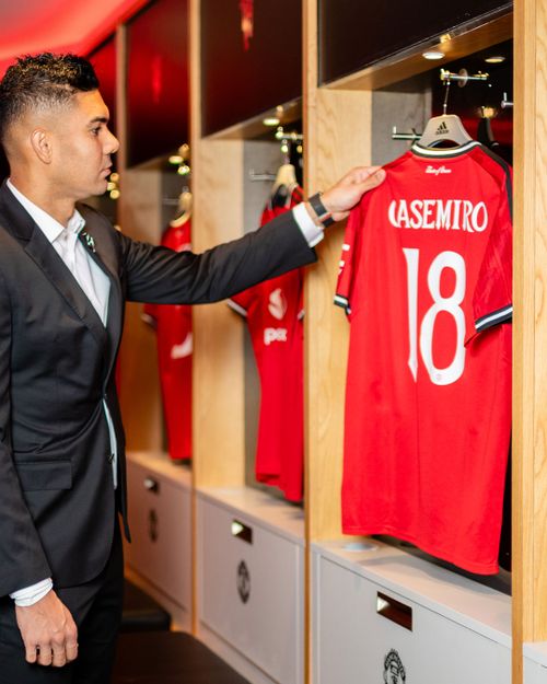 Casemiro pleacă de la United  Anunțul oficial al clubului și reacția jucătorului:   „Vreau să dau tot ce am ”