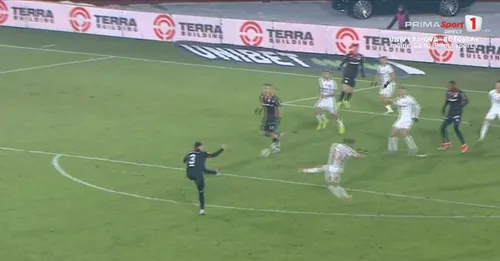 Primul gol marcat de Raul Opruț în FC Hermannstadt - Dinamo (FOTO: captură Prima Sport 1)