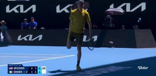 Jannik Sinner, crampe la Australian Open FOTO Captură X  (7).jpg