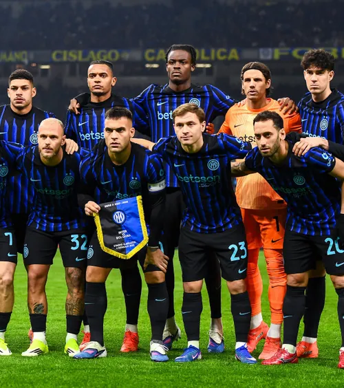 Îi cer lui Chivu să-l dea afară!    Fanii lui Inter  sunt furioși: „E vina clubului, a conducerii și a antrenorului!”