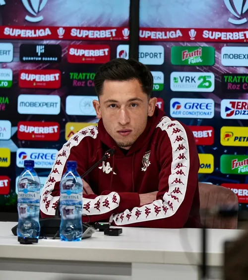 Ce va face Moruțan dacă e chemat să înjure Steaua   Răspuns fără ezitare al noului fotbalist de la Rapid: „Sunt un băiat educat.   Nu-mi doresc să fac asta”