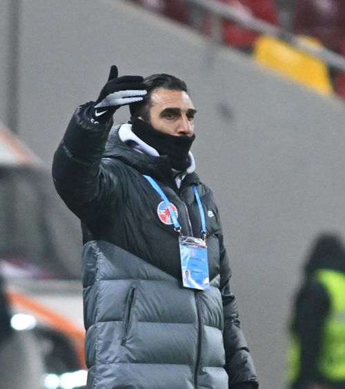 Becali vrea să-l dea afară!  După 3 ani la FCSB,   scaunul lui Charalambous se clatină!  Anunțul făcut de patron