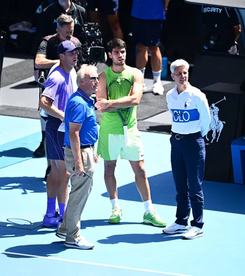 Alcaraz și dispozitivul care a creat controverse    De ce e interzisă brățara inteligentă  la Australian Open și detaliul bizar de la alte 3 meciuri