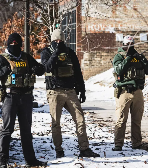 Furie în Italia   Motivul pentru care   temuta agenție ICE  merge la JO de iarnă. Ofițerii săi, acuzați că au ucis doi civili în SUA