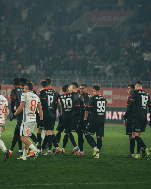 Hermannstadt - Dinamo 1-2 FOTO FB Dinamo (5).jpg