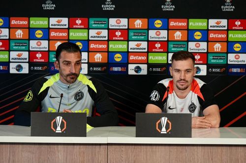 Conferință de presă FCSB: Darius Olaru și Elias Charalambous, înainte de meciul cu Fenerbahce (foto: Iosif Popescu/GOLAZO.ro)