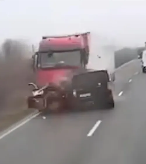 Șoferul ar fi fost drogat  Noi detalii despre accidentul tragic în care și-au pierdut viața fanii PAOK: „A tras câteva fumuri dintr-o   țigară cu canabis”