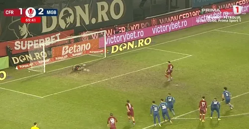 Golul norocos marcat de Cordea în meciul cu Metaloglobus Foto captura ecran Prima Sport.jpeg