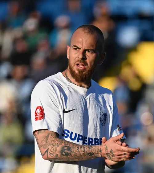 Alibec a intrat în Guinness Book  Revenit la Farul, atacantul   a egalat recordul lui Claudio Pizarro