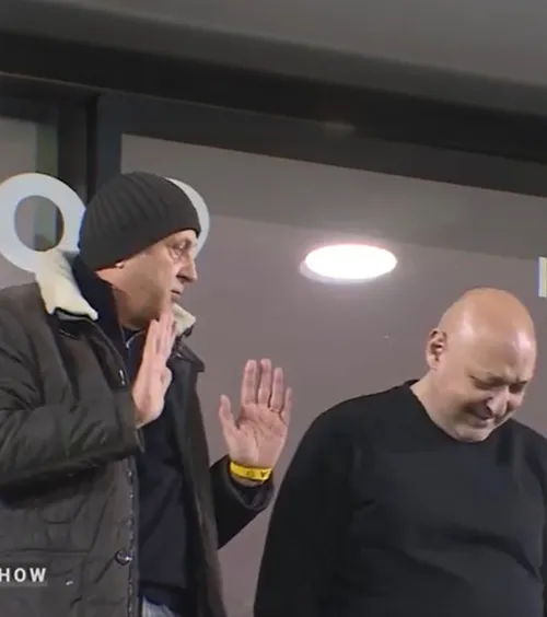 Dialog aprins Șucu - „Corsicanu'”    FOTO   Patronul Rapidului,   vizibil deranjat  la oficială, cu U Cluj: ce i-ar fi spus fostului lider de galerie