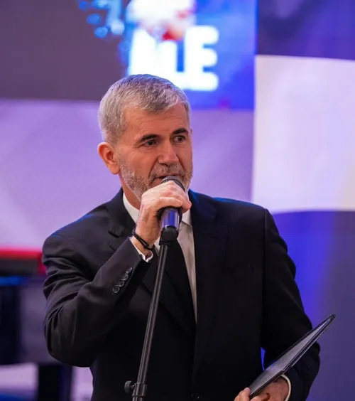 „Moldova este ruptă”    Valeriu Iftime  a răbufnit la adresa colegilor din politică: „E o rușine! Încerc să țin echipa cu firmele mele”