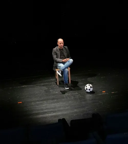 Cea mai mare gafă din carieră  Un fost arbitru FIFA rememorează cum   a dat două penalty-uri inexistente:  „Ce-o fi fost în capul meu?”