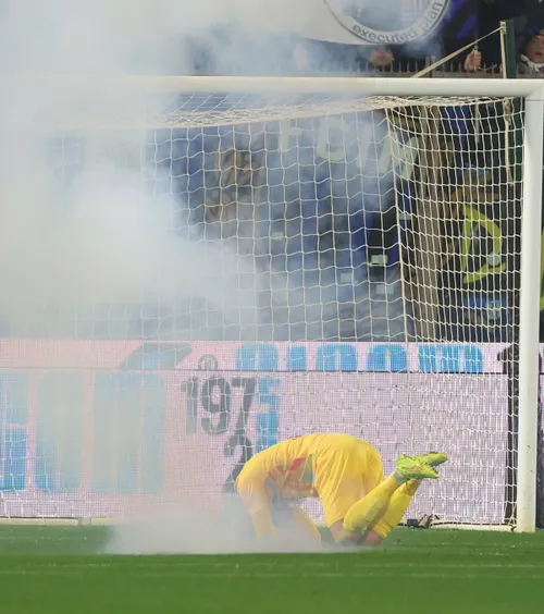 Echipa lui Chivu, pedepsită!    Sancțiunea dură  primită de Inter, după ce fanii au atacat portarul advers cu petarde » Ce se întâmplă cu derby-ul cu AC Milan