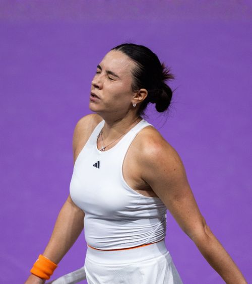 Gabi Ruse, enervată de spectatori   Românca a fost eliminată din primul tur la Transylvania Open:   „Sunt mulți antrenori în tribună”