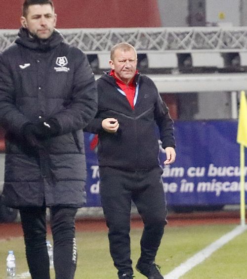 „Rușinos!”  Dorinel Munteanu, mesaj după umilința cu Rapid: „Dacă sunt bărbați,   punem pe masă toate problemele”