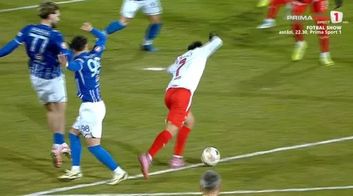 Faza la care Musi a primit cartonaș galben pentru simulare în Farul - Dinamo  (9).jpeg