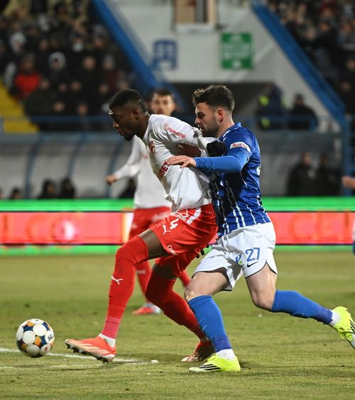 Boateng, atuul lui Dinamo  Stoperul care refuză să semneze un nou contract e   al 3-lea golgheter al roș-albilor!  Egalul celor din atac