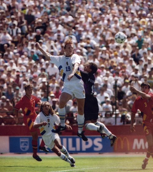 Un „Prunea” după 32 de ani    Gafa lui Buzbuchi  la 2-3 cu Dinamo, similară cu cea a portarului naționalei la Mondial. Tot un Ken l-a învins!