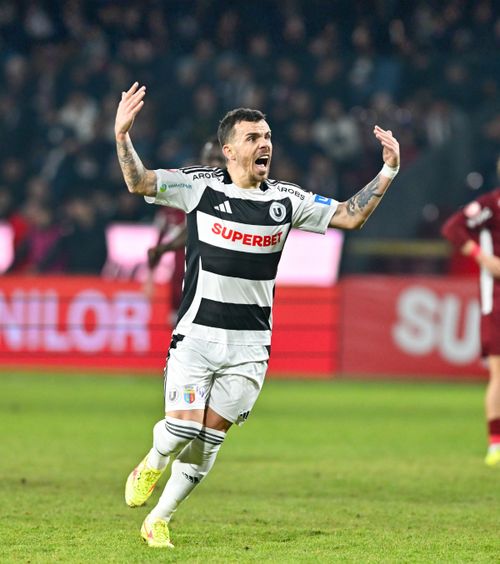 Golul „dinozaurilor”    VIDEO.     Chipciu și Nistor,  acțiune irezistibilă în CFR - U Cluj! Au făcut șah-mat apărarea „feroviarilor”