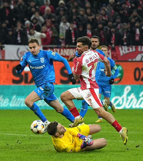 Dinamo și Craiova s-au anihilat reciproc    VIDEO.  „Câinii” au ratat o nouă șansă de a urca pe   primul loc!  Cum arată clasamentul