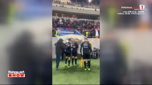 Dinamo - U Craiova. Istvan Kovacs, lovit de suporterii „câinilor” cu un obiect. Foto - captură Prima Sport (15).jpg