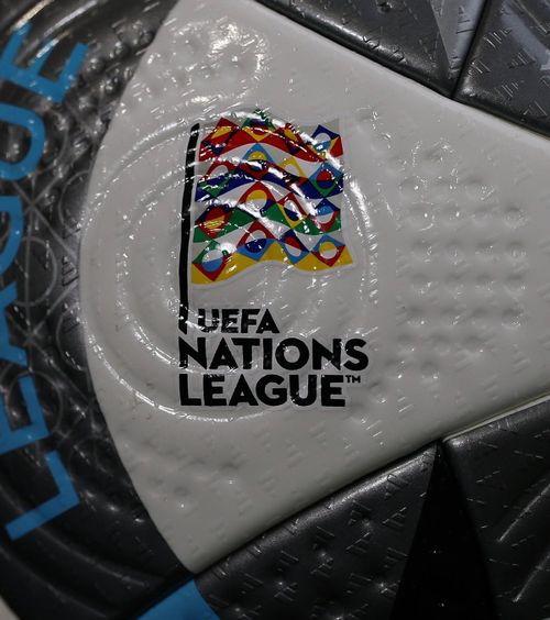 Mâine aflăm rivalii din Liga Națiunilor    Cine îl înlocuiește pe Lucescu  la tragerea la sorți. Toate detaliile » Cum arată grupa de foc și cea ușoară