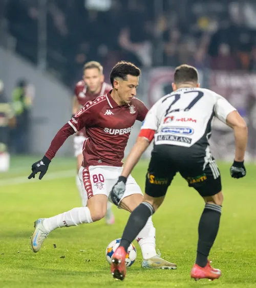 Cauzele ineficienței la Rapid    Moruțan și Paraschiv  au fost transferați în ianuarie, dar ambii întârzie să influențeze jocul în Giulești