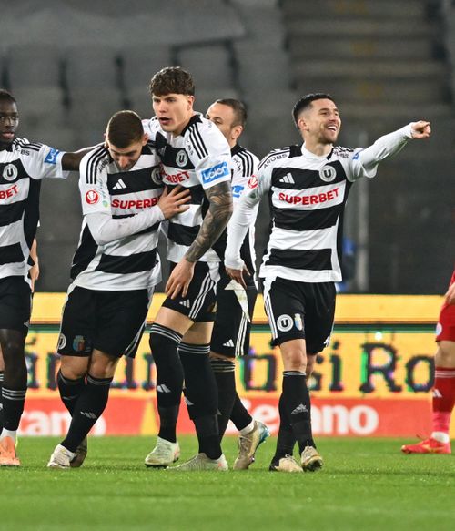 Cupa României    FOTO.   U Cluj și Metalul Buzău s-au calificat în   sferturile de finală  ale competiției » Csikszereda a făcut spectacol la Liești