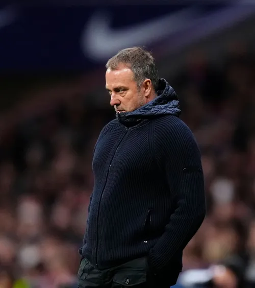 Flick a făcut scandal  Antrenorul Barcelonei, furios pe arbitraj după umilința cu Atletico:   „O mizerie!”  » Catalanii vor să depună plângere