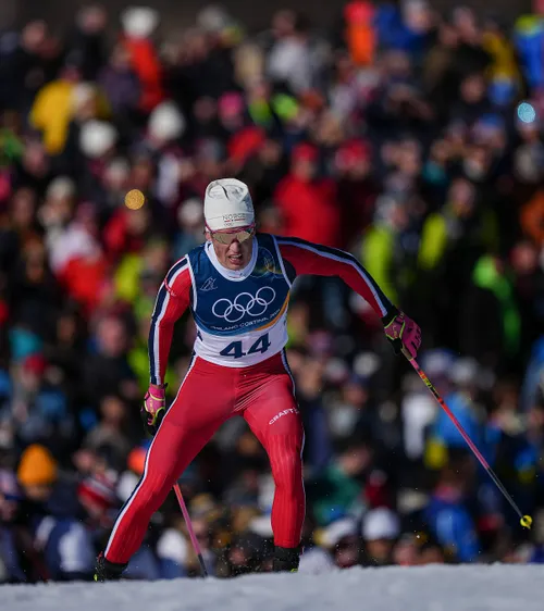 „Cea mai grea cursă a vieții”  Norvegianul   Klaebo, al 8-lea aur olimpic,  al 3-lea la JO 2026. Încă un triumf și e unic în istoria Jocurilor!