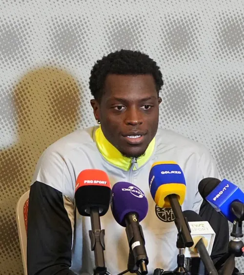 „El își hotărăște soarta”  Vedeta FCSB   refuză să se opereze:  „Ce facem, îl legăm de pat?”