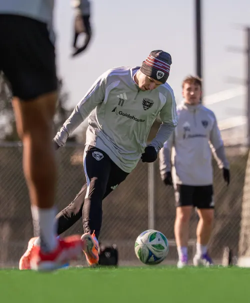 Louis Munteanu la antrenament (foto: DC United)