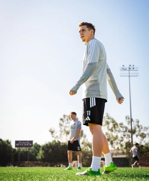 Louis Munteanu la antrenament (foto: DC United)