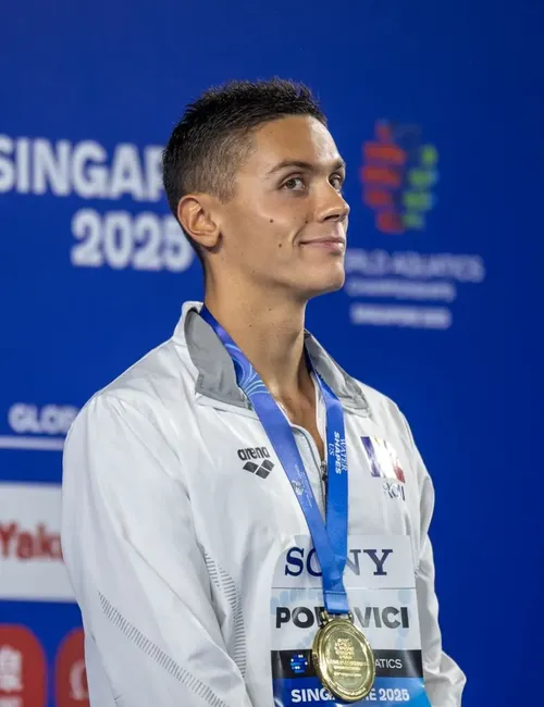 David Popovici, premiat    A depășit nume uriașe  ca Nikola Jokic și Giannis Antetokounmpo