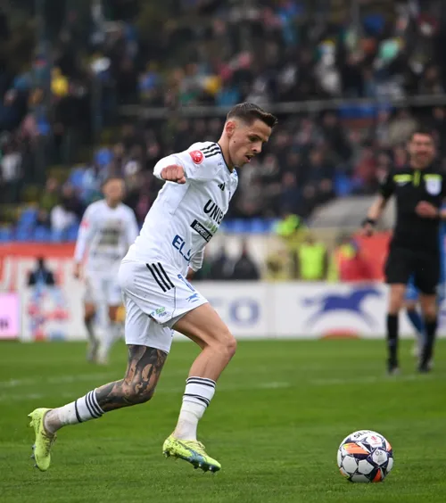 A dat România pe China  Valeriu Iftime a confirmat   plecarea unui jucător  de la FC Botoșani: „Salariul lui e peste ce ar lua la FCSB”