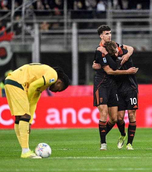 AC Milan - Como 1-1   Echilibru rupt în Serie A » „Diavolii” pierd contactul cu   Inter și Cristi Chivu