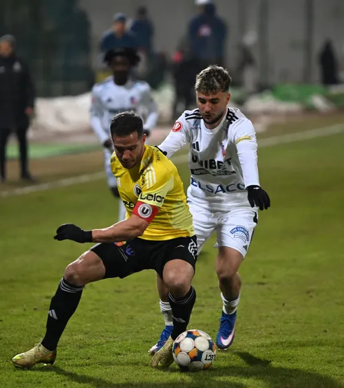 „Să nu uităm cazul lui Sepsi”  Zoran Mitrov   nu mai are speranțe  pentru play-off, după eșecul cu U Cluj: „Așa e când nu ești corect cu fotbalul”