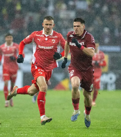 Continuă coșmarul pentru Dinamo     VIDEO.  „Câinii” pierd un nou derby cu Rapid și rămân fără victorie în fața rivalei   de mai bine de 10 ani