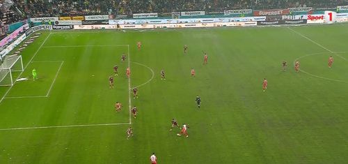 Golul anulat în prima repriză din Rapid - Dinamo FOTO Captură Prima Sport (8).jpeg