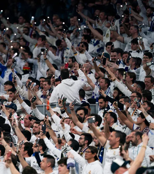 Gest șocant pe „Bernabeu”    Ce a făcut un fan al lui Real  în meciul cu Benfica și cum a reacționat clubul madrilen » Courtois: „Să nu mai fim atât de proști!”