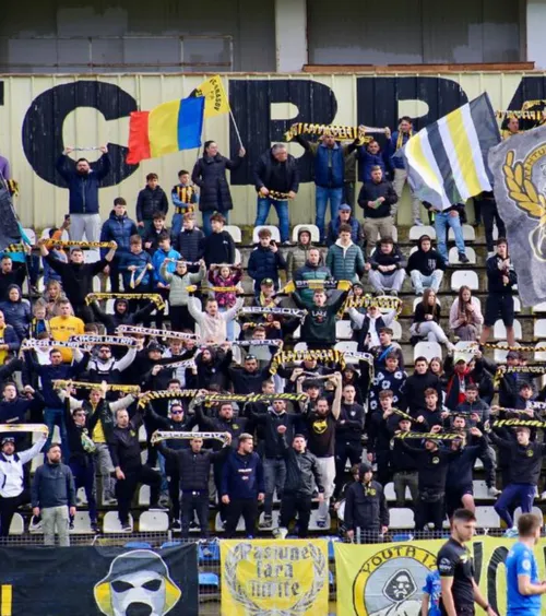 Încă un faliment în fotbalul românesc  Club de tradiție, dizolvat: conducerea, vizată de   dosare penale